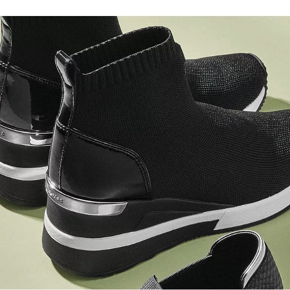 Michael Michael Kors Women’s Skyler Wedge Bootie Sock Sneakers. New - Picture 9 of 10